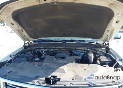 2015 Chevrolet Suburban 1500 Ltz from USA, damaged, VIN 1GNSCKKC1FR114667